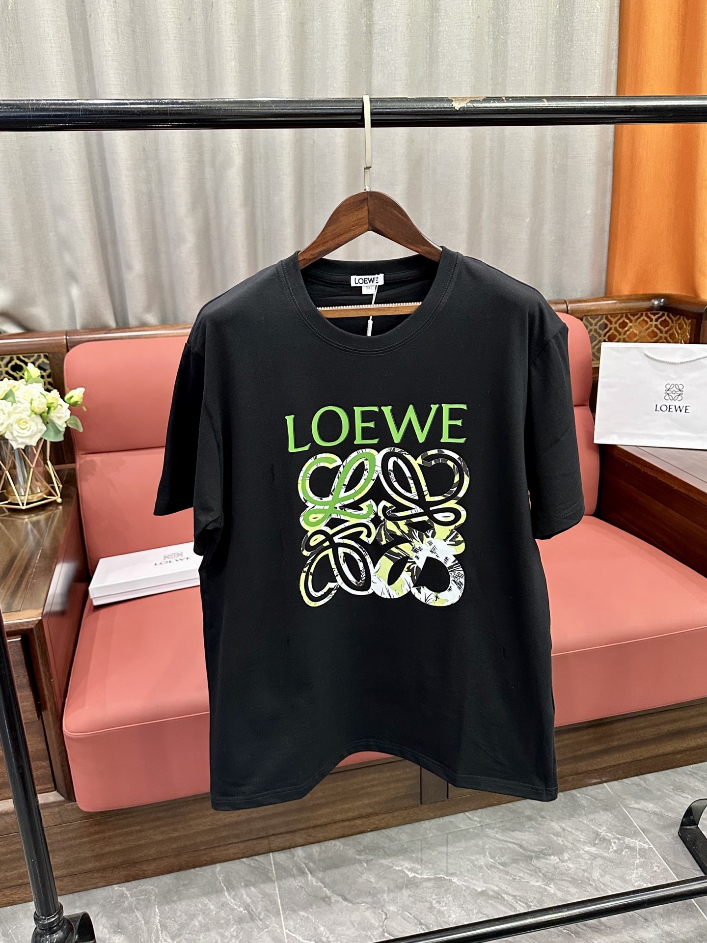 LOEWE COATS model 02